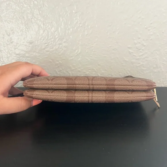 Coach Signature Canvas Double Zip Wallet Wristlet - Picture 8 of 11